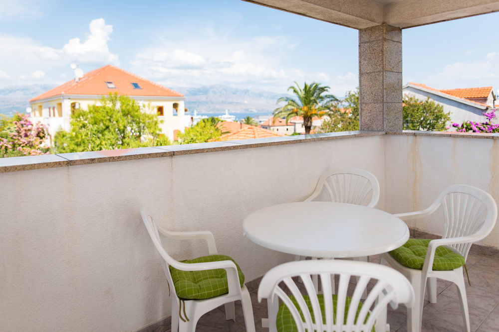 Downtown Private Rooms Mandic Supetar Exterior foto